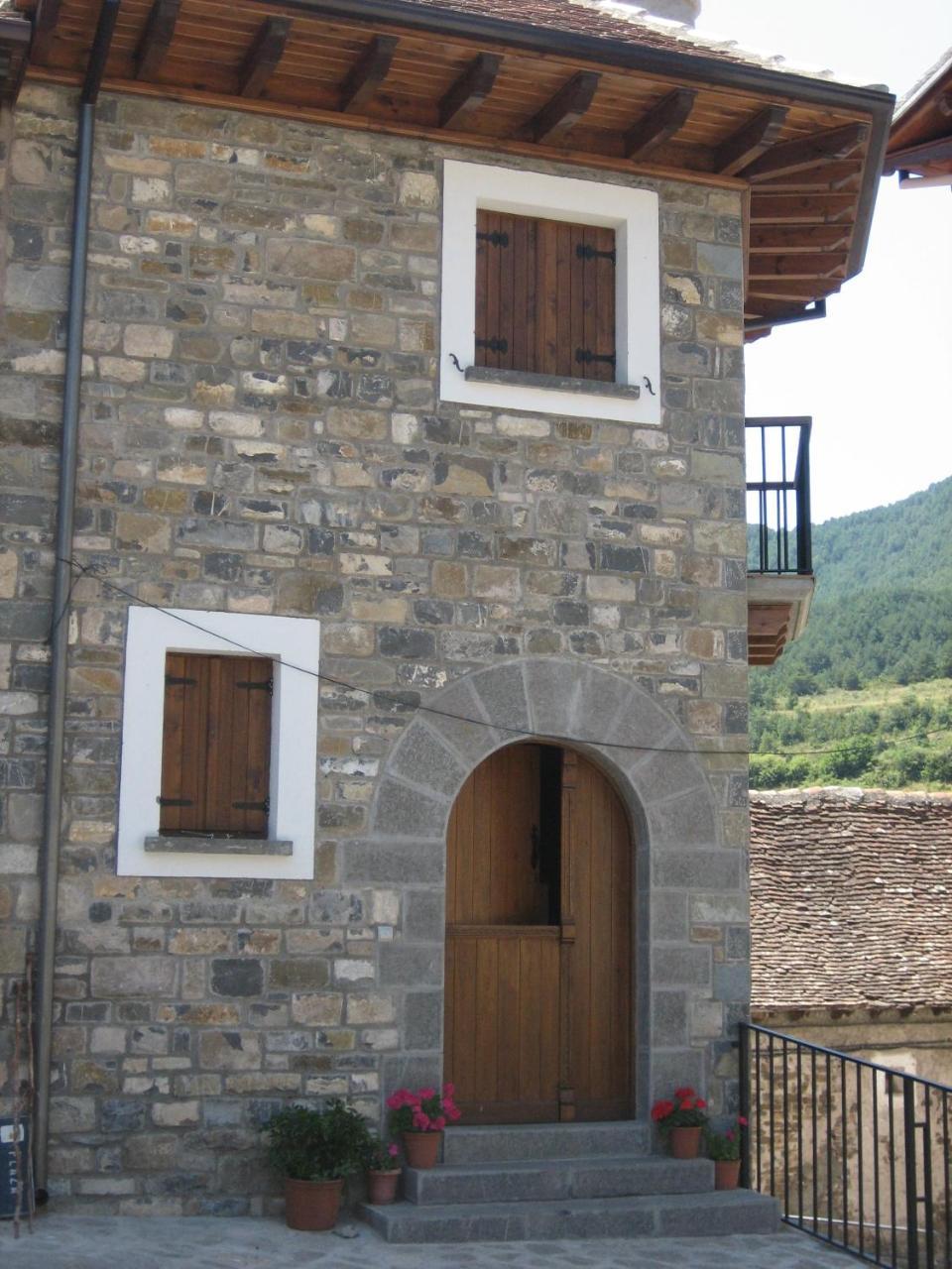 Villa Casa Magdalena Autural à Siresa Extérieur photo