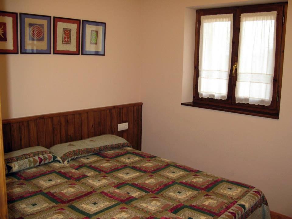 Villa Casa Magdalena Autural à Siresa Extérieur photo